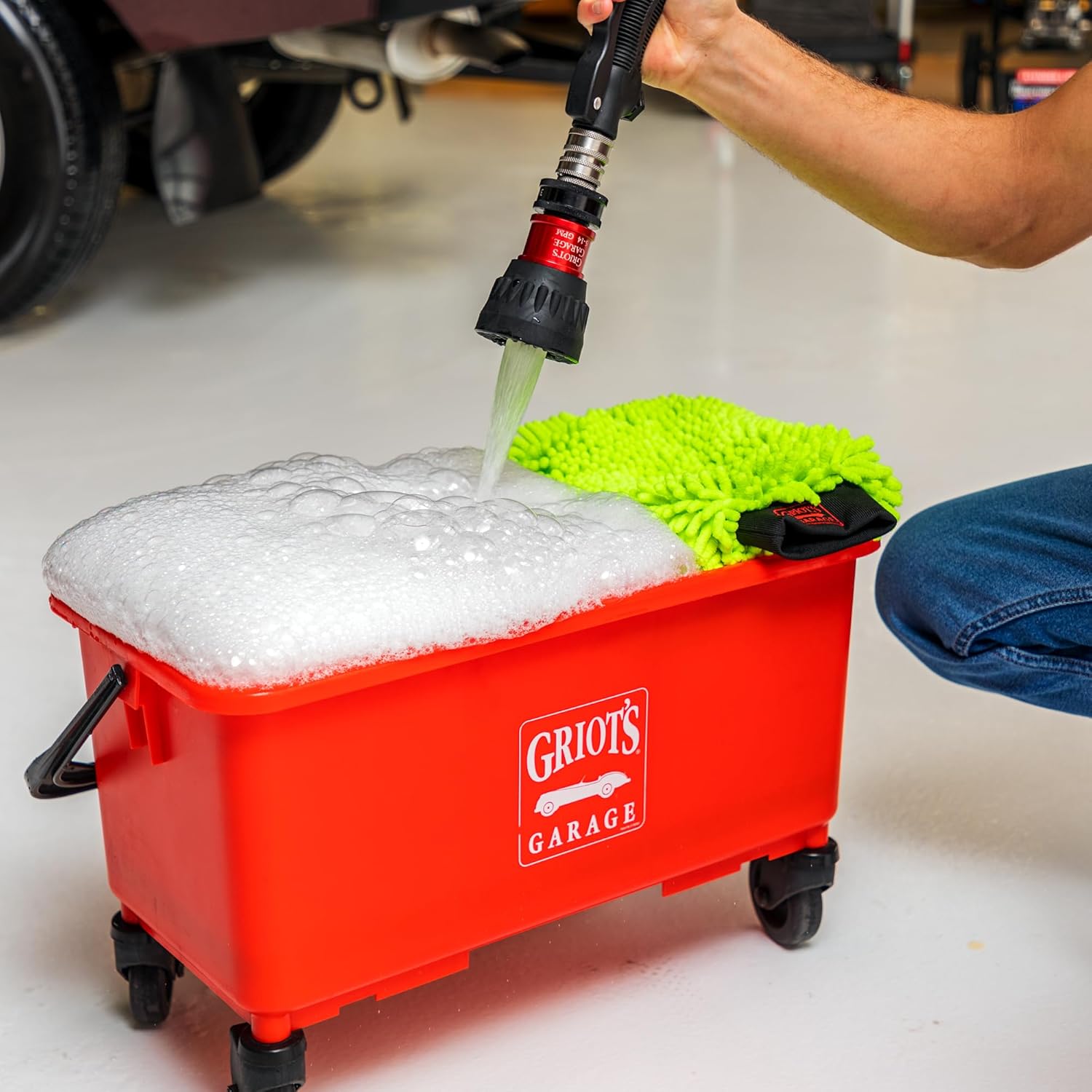 Griot's Garage Super-Concentrated Car Wash for Vehicle Washing and Cleaning, Foaming Liquid Soap, Won't Strip Waxes, Sealants or Ceramic Coatings, pH Balanced, 11103, One Gallon