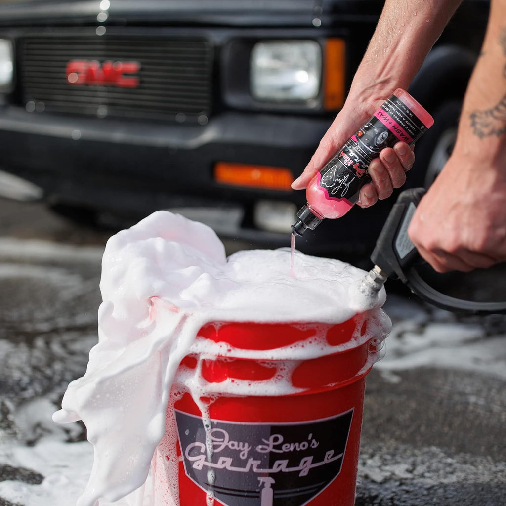 Jay Leno's Garage Basic Car Detailing Bucket Kit - Sprays, Liquids, Microfiber Towels, Applicators and Wash Mitt