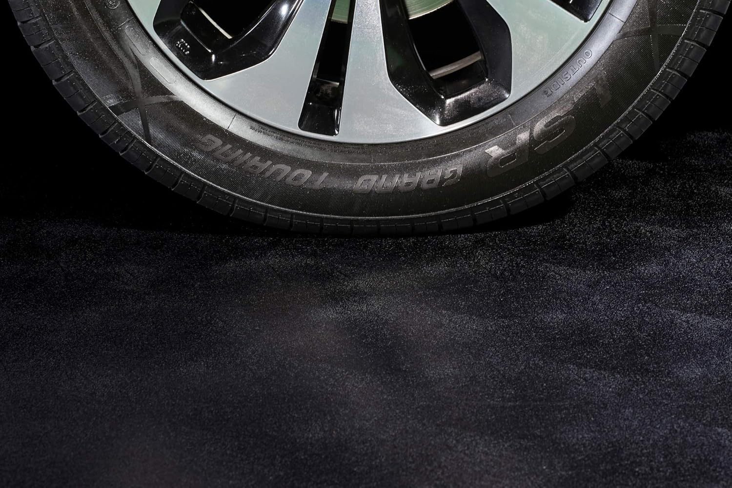G-Floor Seamless Sheet Vinyl Shed Flooring Cover with Bonded Fibrous Backing - Levant Pattern (8' x 12', Midnight Black)