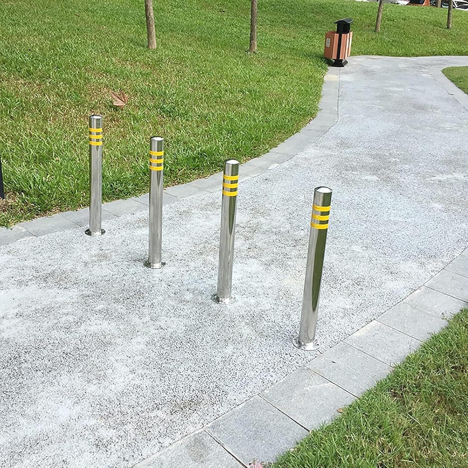 Stainless Steel Parking Bollards for Driveway, Industrial Safety Bollards Reflective Channelizer Post, Parking Barrier, Sturdy and Durable, Easy to Install, for Crowd Control(Silver (4pcs),8.9*75cm/3.
