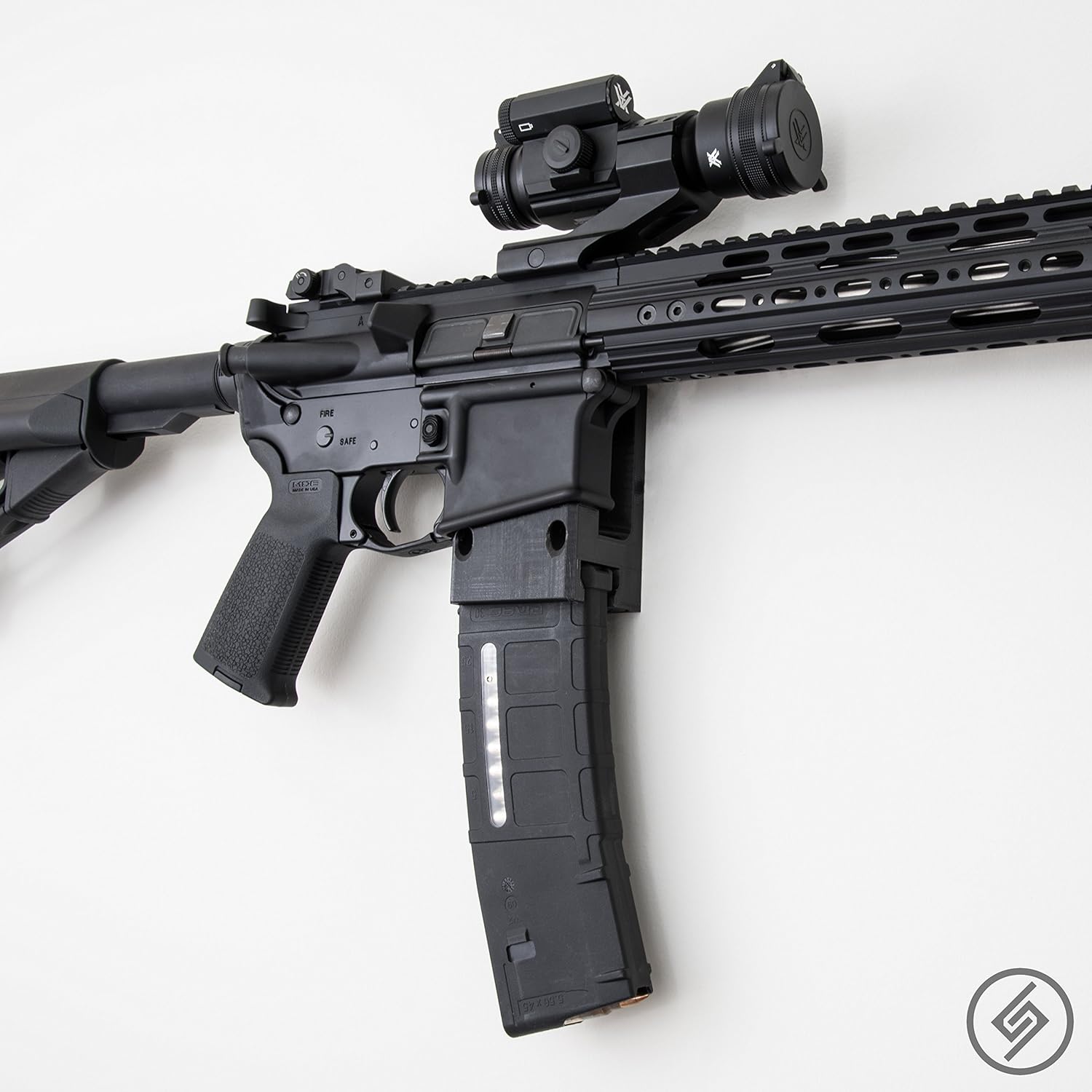 Spartan Mounts Locking .223/5.56 Rifle Mount Wall Display | Low Profile Floating Design Vertical and Horizontal Mounting Solution | Gun Room Safe Storage Organzation | Made in USA
